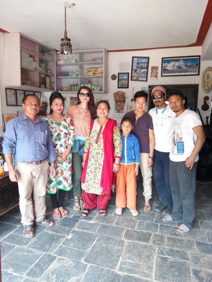 Shrestha Hotel & Restaurant Bandipur Exterior photo